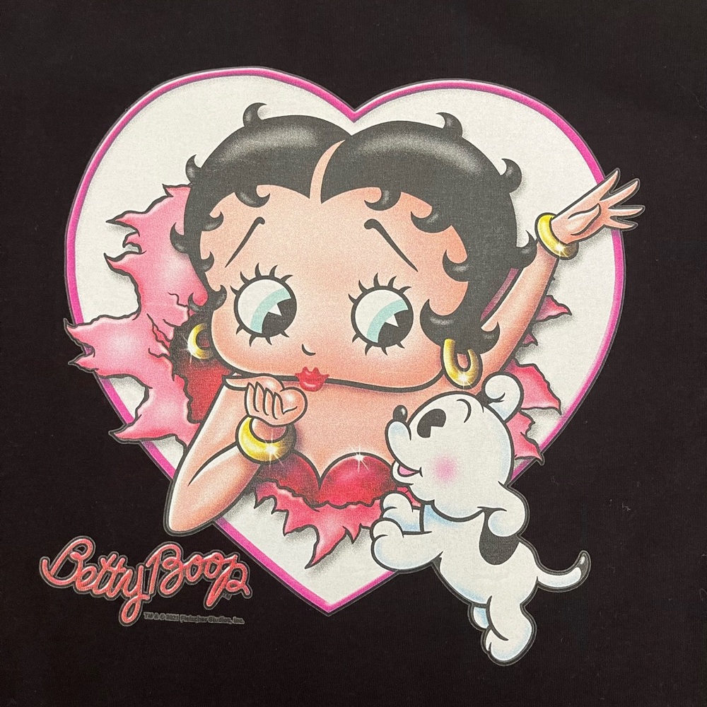 NWOT  Licensed BettyBoop graphic T-shirt
